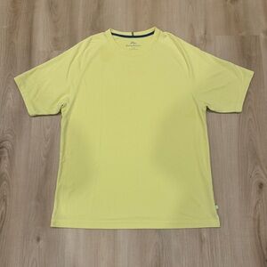 Tommy Bahama Men’s Large Yellow Dress T-shirt